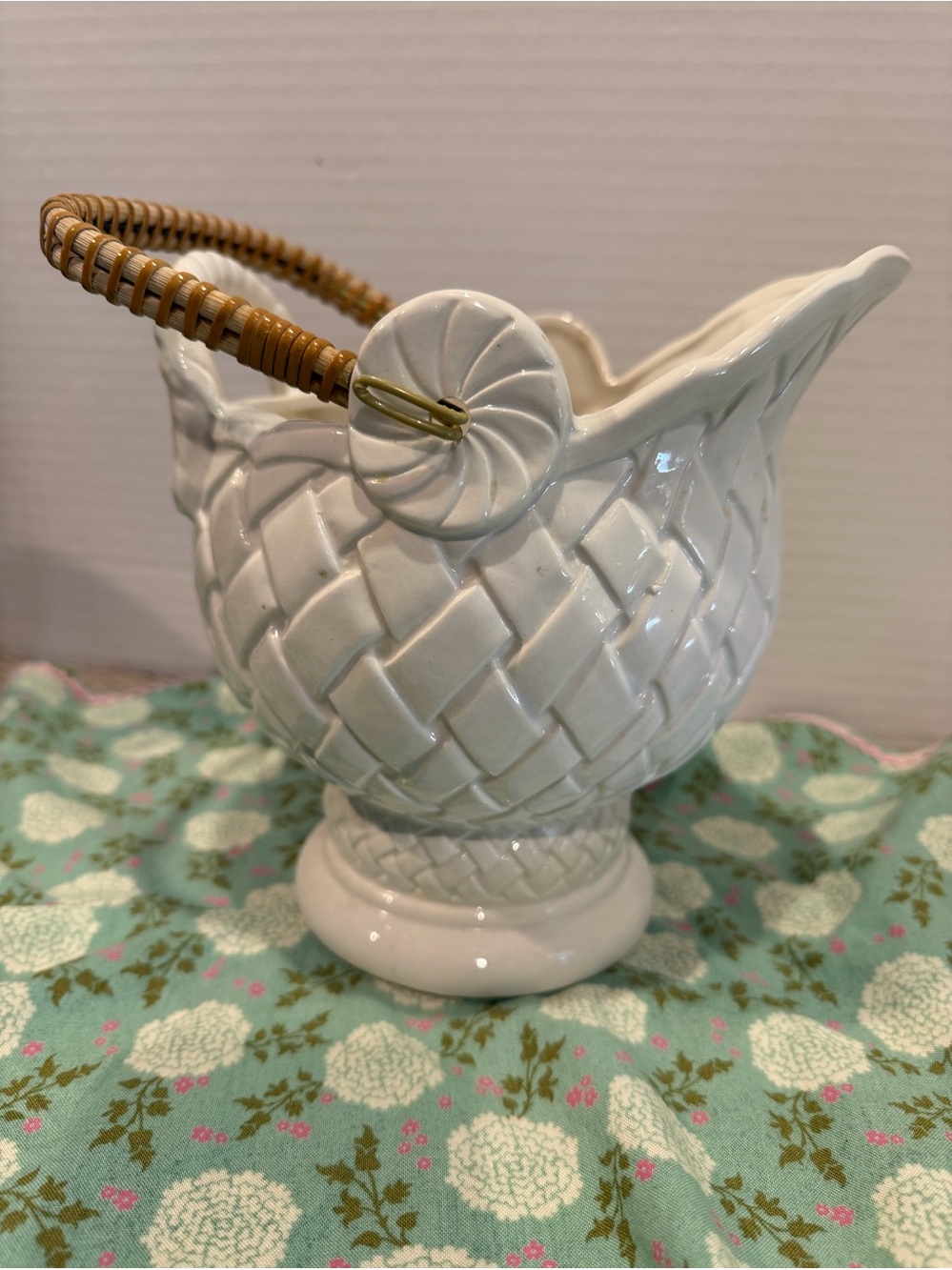 White Basket Weave Ceramic Pitcher Basket With Bamboo Handle 7”